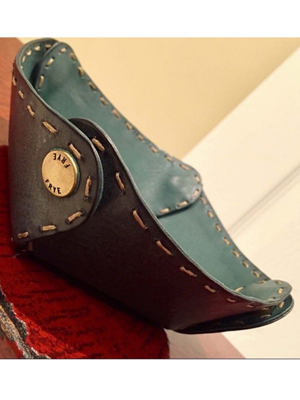 NWOT - FRYE Leather Valet Tray